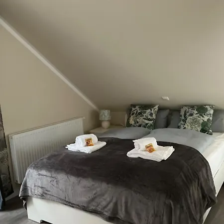 בית נופש Haus Bergstadtblick Auszeit *